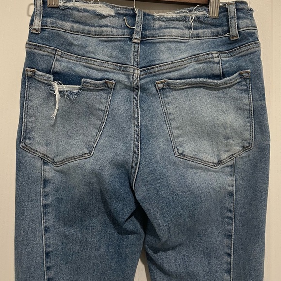 Vervet Trendy Two-Tone Flare Jeans for Women. Size 27 - Picture 10 of 11